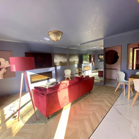 Luxury Paris La Vie En Rose Jacuzzi Terrasse Parkingアパートメント エクステリア 写真