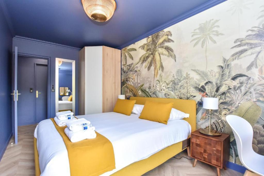 Luxury Paris La Vie En Rose Jacuzzi Terrasse Parkingアパートメント エクステリア 写真