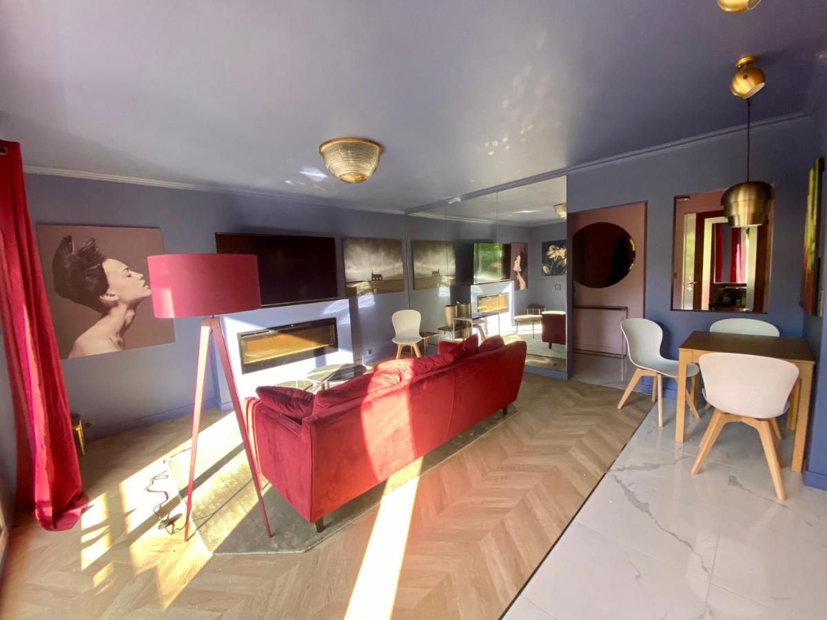Luxury Paris La Vie En Rose Jacuzzi Terrasse Parkingアパートメント エクステリア 写真